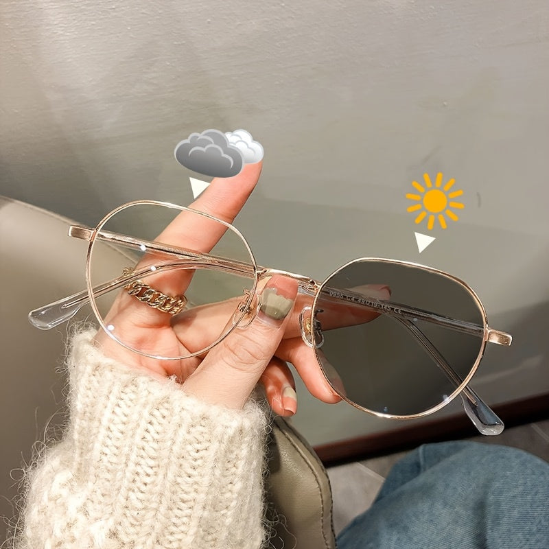 Gafas de sol de marco ovalado de metal para mujer con lentes fotocromáticos transparentes