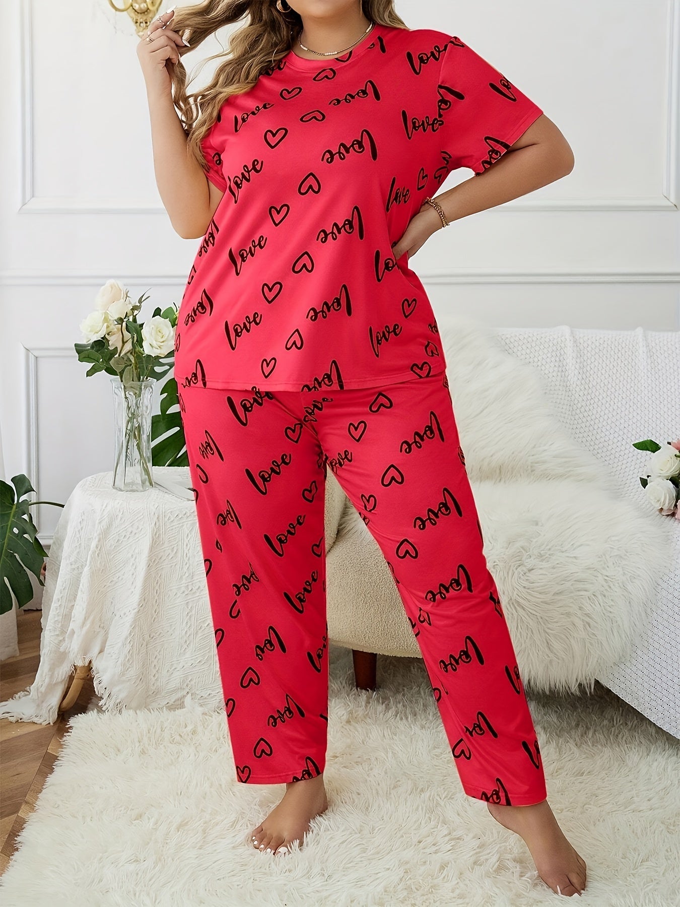 Plus Size Women's Pajama Set with Oversized T-Shirts and Long Pants