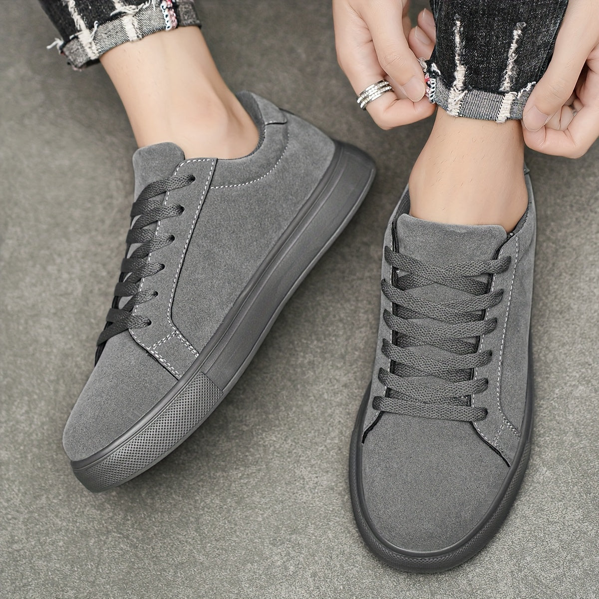 Men's Gray Skate Shoes with Black Accents Casual Lace-Up Sneakers Durable EVA Sole