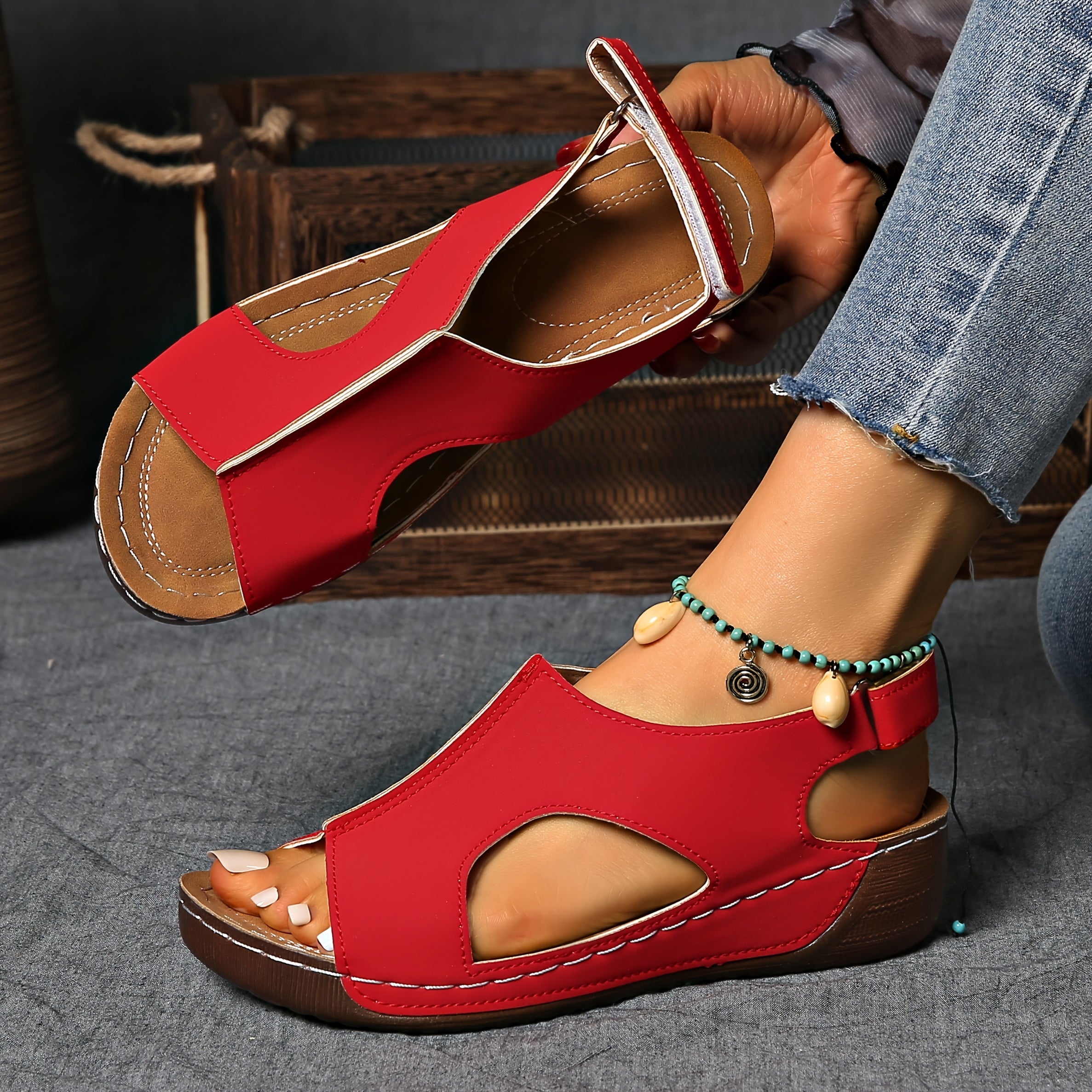Peiresa Ayollar uchun Bir Rangli Wedge Sandallar, Bilak Strap bilan, Yoz uchun Qulay Kesilgan Dizayn, Bir Necha Ranglarda Mavjud