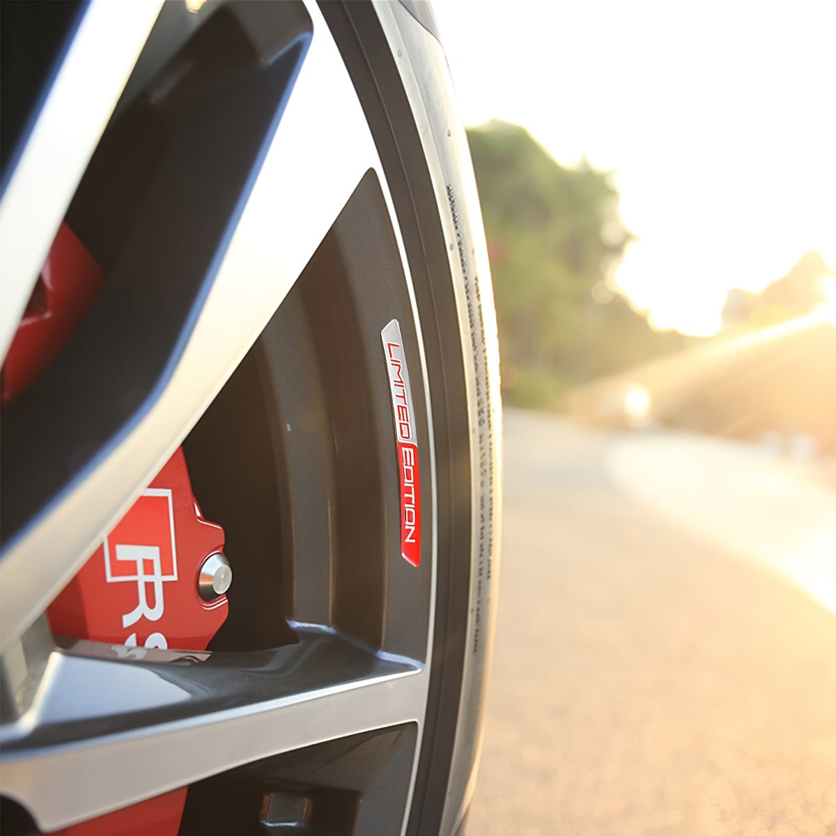 4 Pack Aluminum Car Wheel Hub Stickers Black Red Waterproof Scratch-Free Stickers