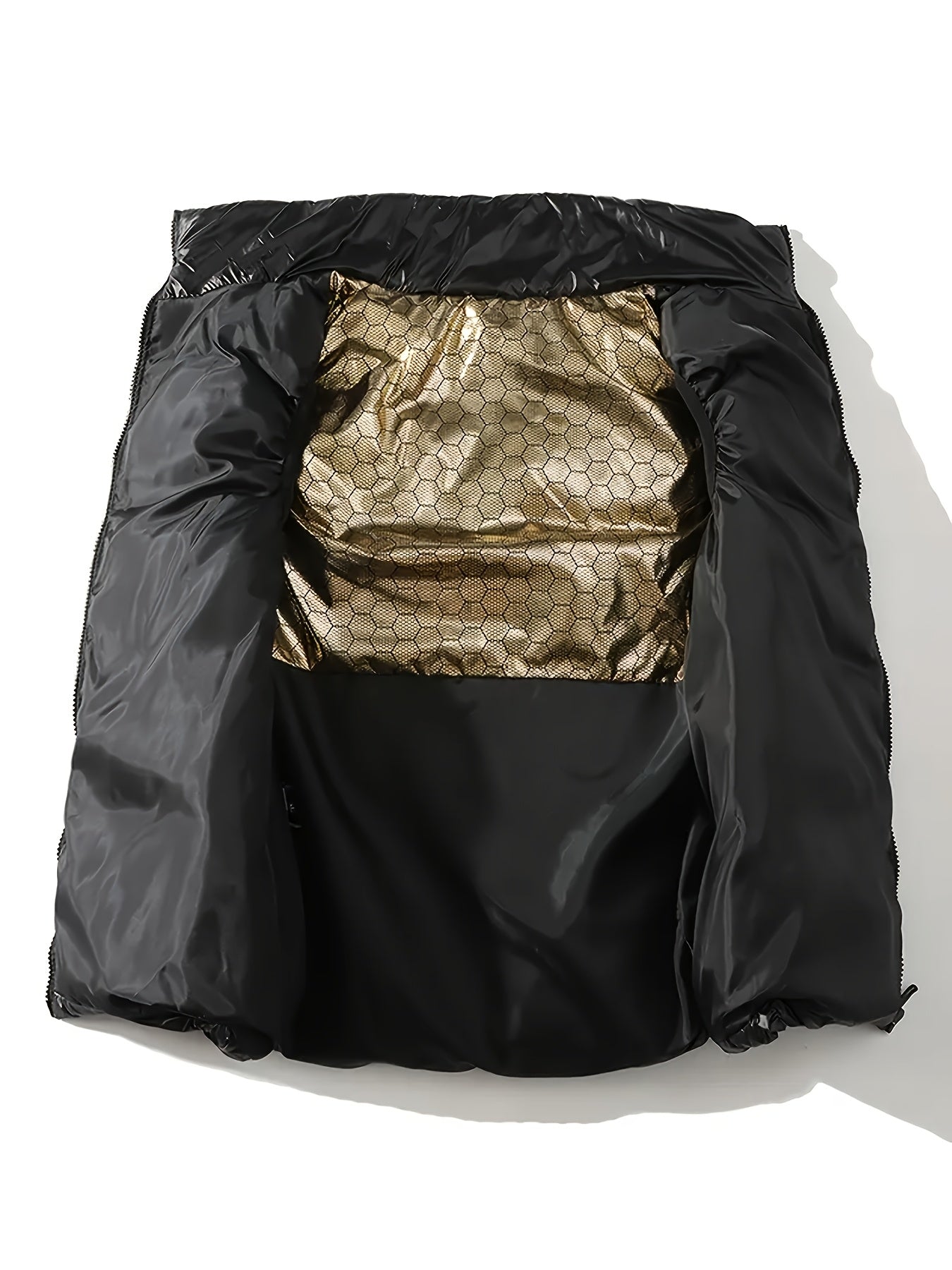 Usmonli plus o'lchamdagi erkaklar uchun pufli palto, kaput va cho'ntaklar bilan, ochiq havoda faoliyatlar uchun mukammal. Issiq va zamonaviy.