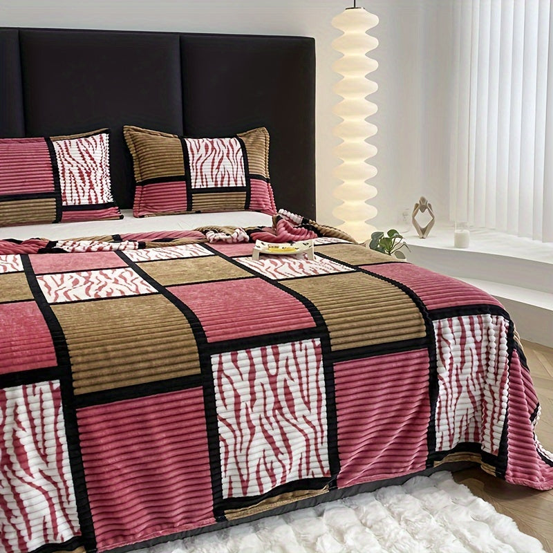 Zamonaviy Geometrik Dizayn Flanel Yotoq Ko'rlagi - Har Mavsumda Foydalanish Uchun Mos Polyester O'rash, Tozalash Oson, 200-250g Og'irlikdagi Yengil Matolar