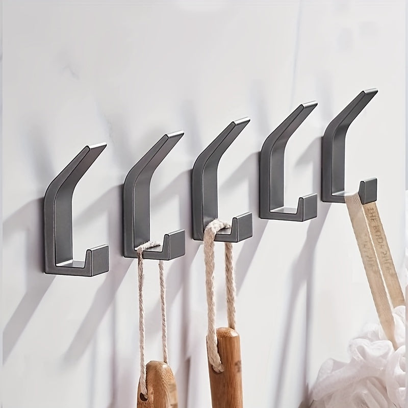 Пластиковые крючки для полотенец в модном стиле - Набор из 5 самоклеящихся настенных вешалок для кухни и ванной - Простая установка, не требует гвоздей - Идеально для организации дома