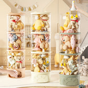 Qizil va plush o'yinchoqlar uchun ko'p funksiyali shaffof tashkilotchisi, suv o'tkazmaydigan dumaloq dizayni va qopqog'i bilan. Rojdestvo va Yangi yil uchun sovg'a berish uchun ideal, plastik materialdan tayyorlangan.