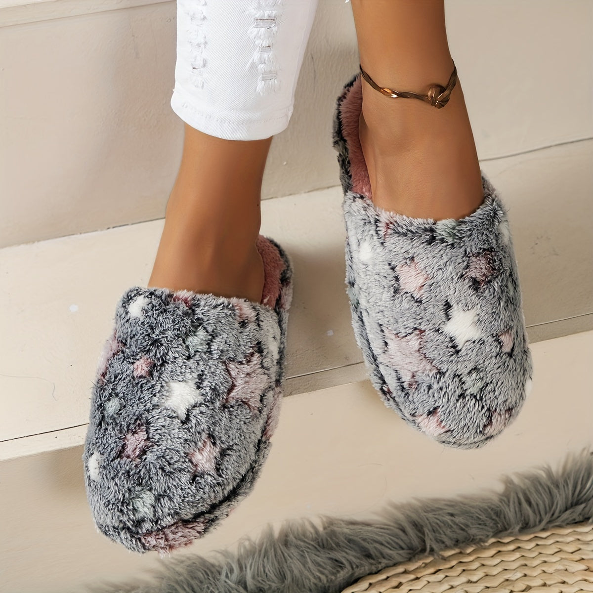 Women's Plush Winter Slippers with Star Pattern, Soft Fabric, Non-Slip Sole