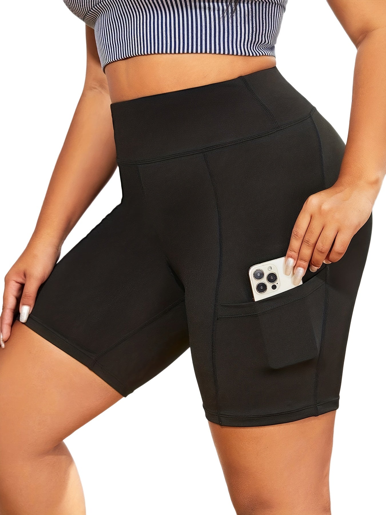 Plus Size Women's Sports Shorts with Side Pockets Black Large