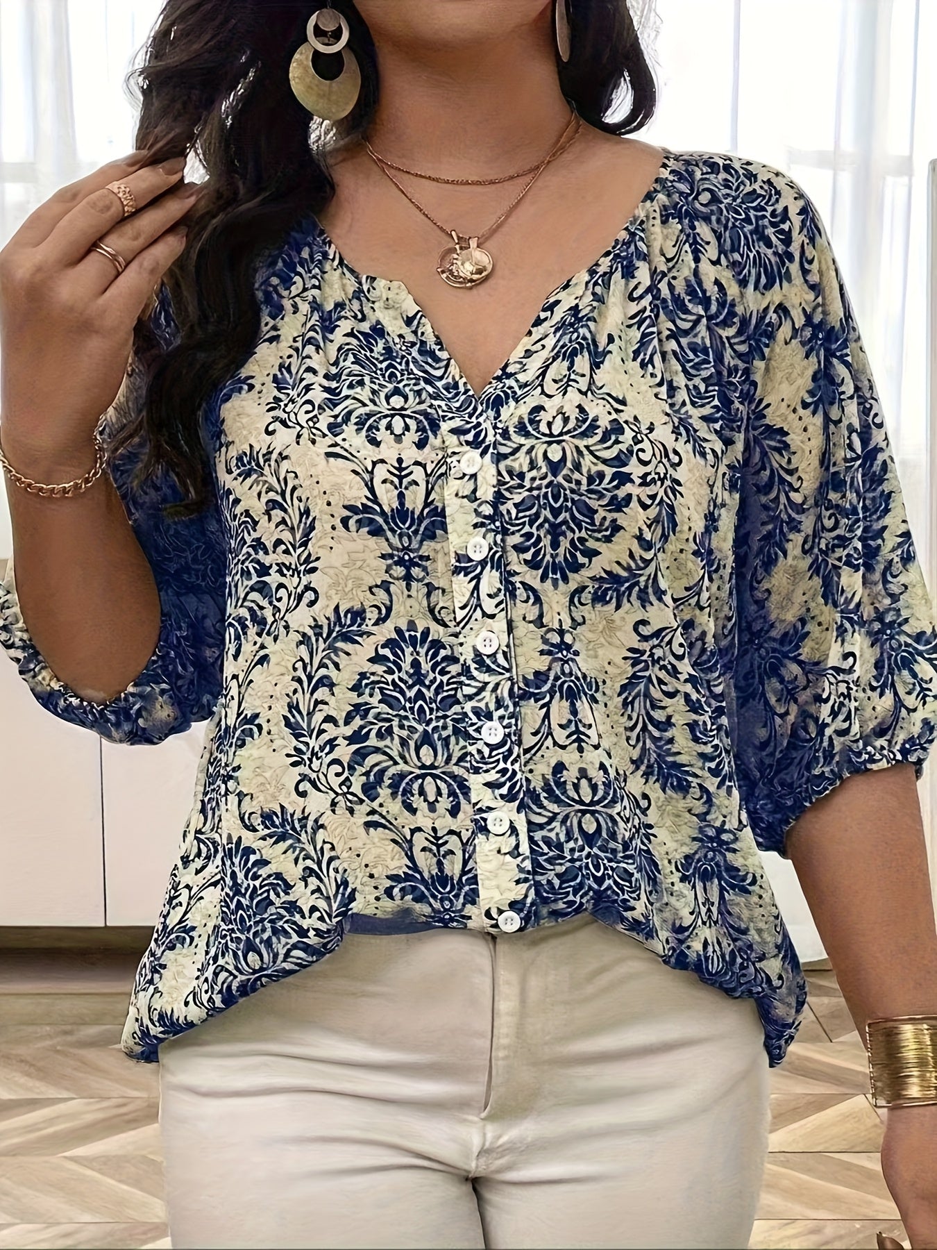 Camisa de mujer de talla grande con cuello en V y botones en algodón