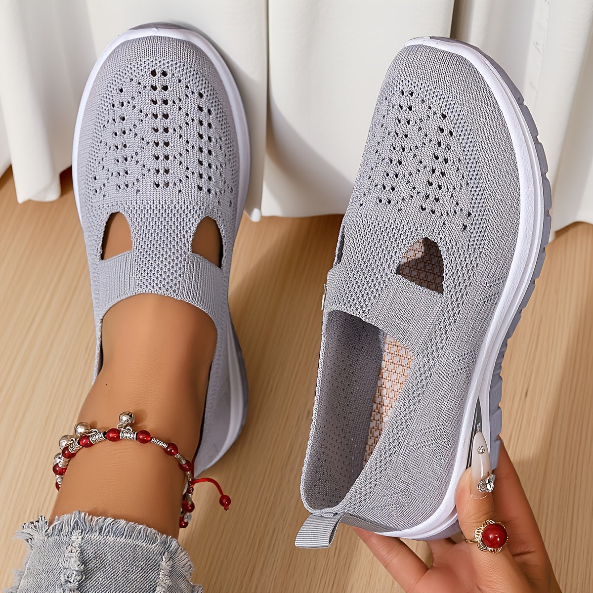 Ayollar uchun nafas oladigan slip-on kundalik sport poyabzali yengil mato PVC taglik bilan, barcha mavsum uchun qulaylik