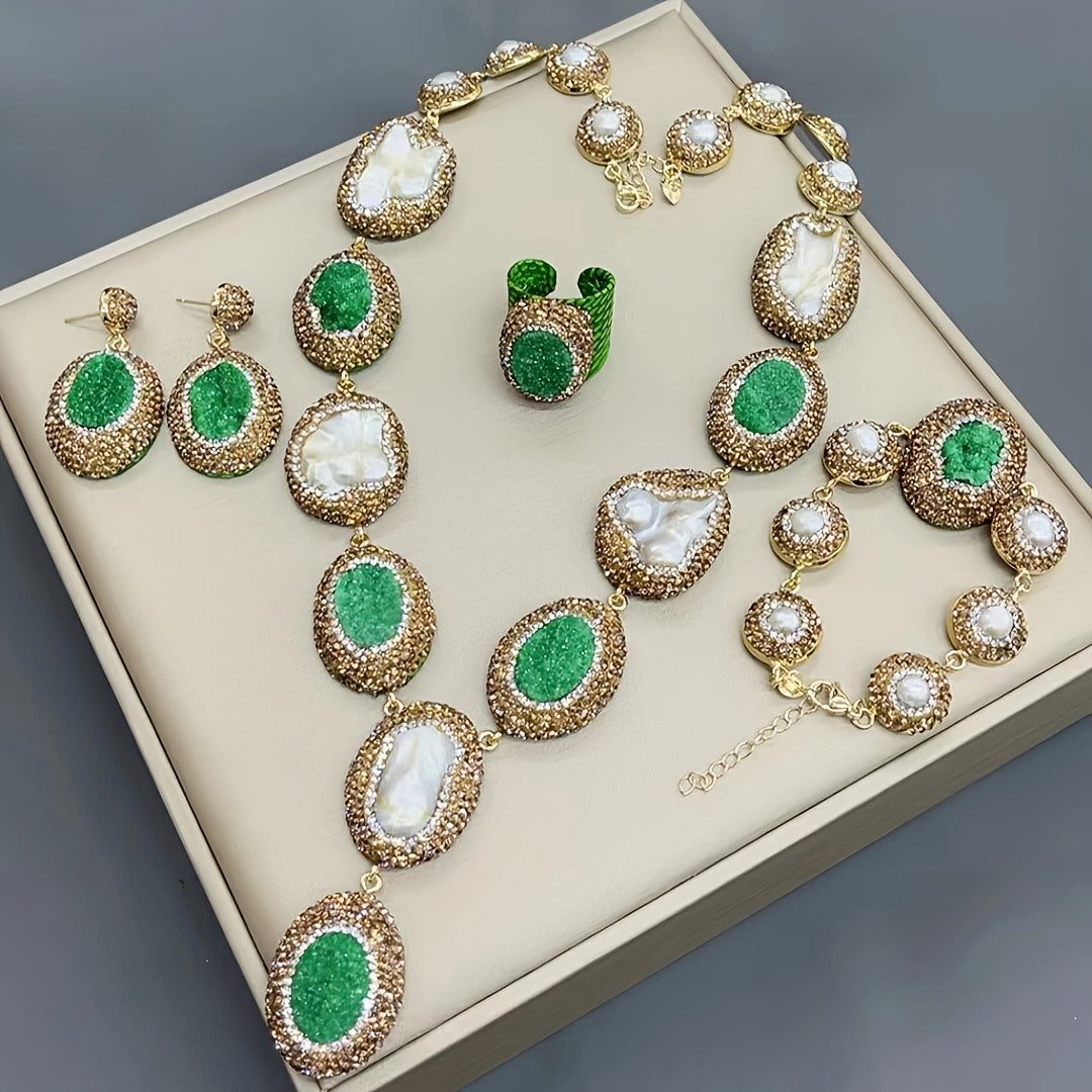 Набор подарков для женщин в винтажном богемном стиле, включающий 1 пару висячих серег, 1 ожерелье, 1 кольцо и 1 браслет, все изготовлены из алюминиевого сплава и украшены пресноводными жемчугами.