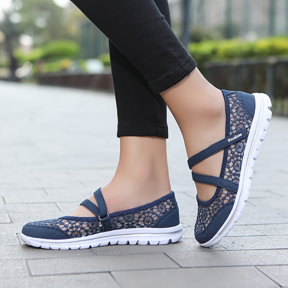 Women's Mesh Flat Shoes Breathable Slip-On Summer Low Top Fabric