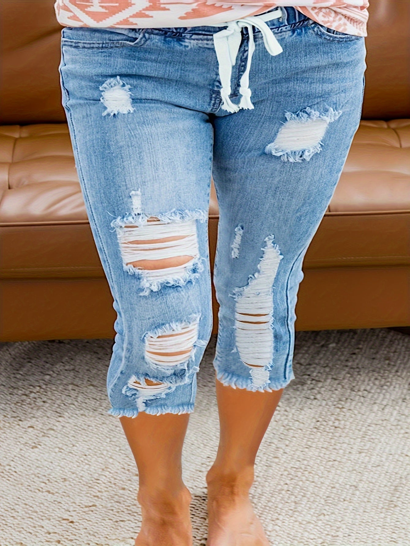 Plus Size Denim Capri Pants Ripped Raw Hem Blue Elastic Waist Jeans for Women