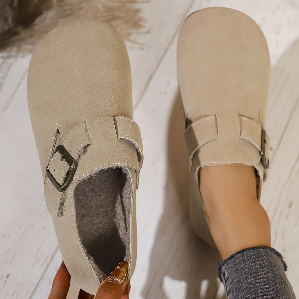 Women's Warm Flat Cozy Shoes in Soft Material