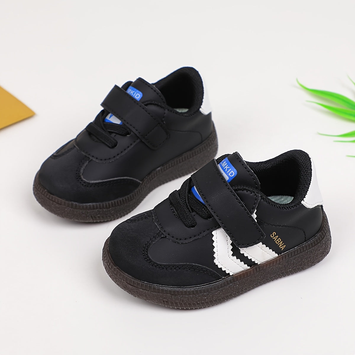 Zapatillas casuales para niños para niños y niñas, ligeras, antideslizantes, en blanco y negro