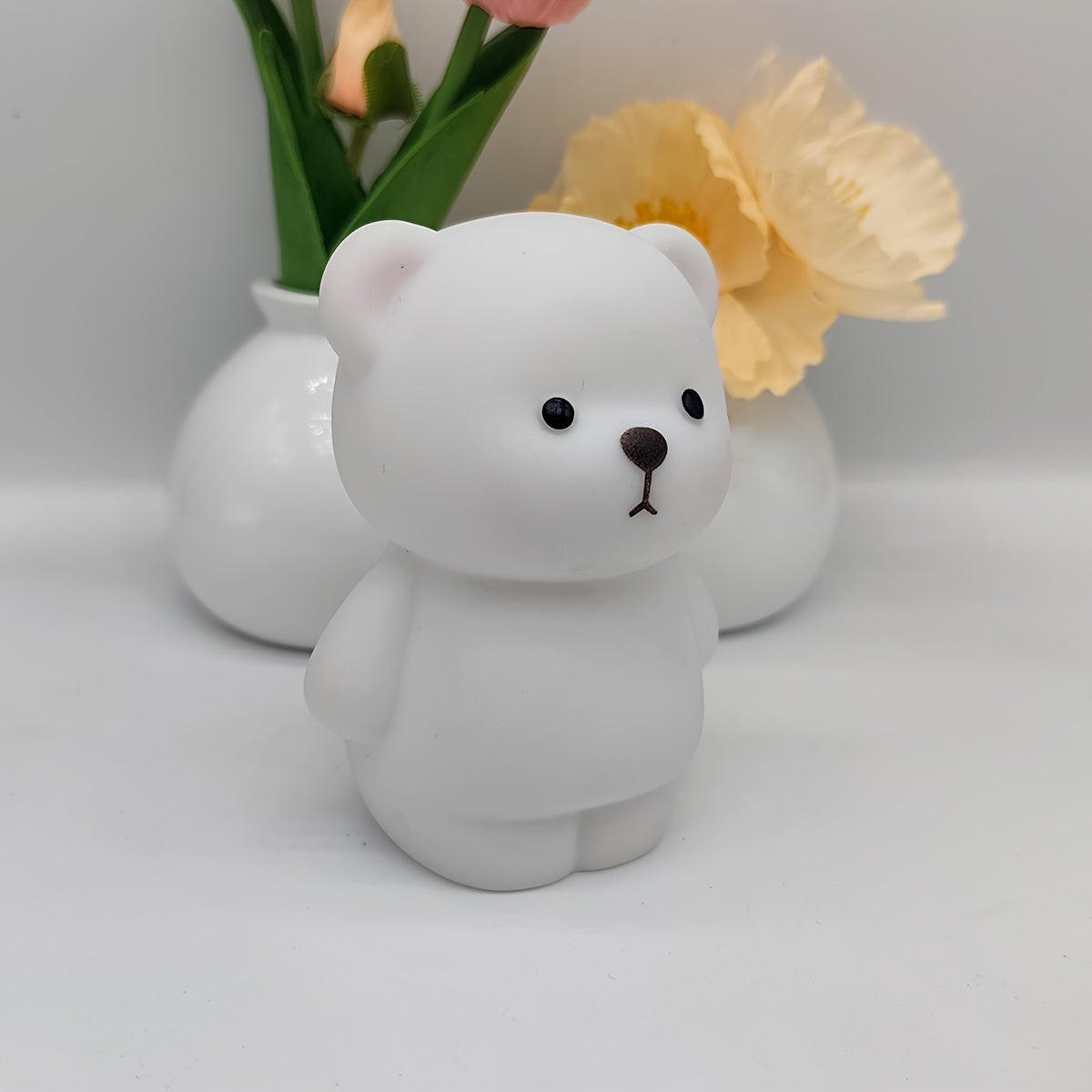 Белый медведь светодиодное украшение для Хэллоуина и Рождества, идеально подходит для внутренних помещений, таких как гостиные и спальни. Отличный подарок для друзей и семьи.