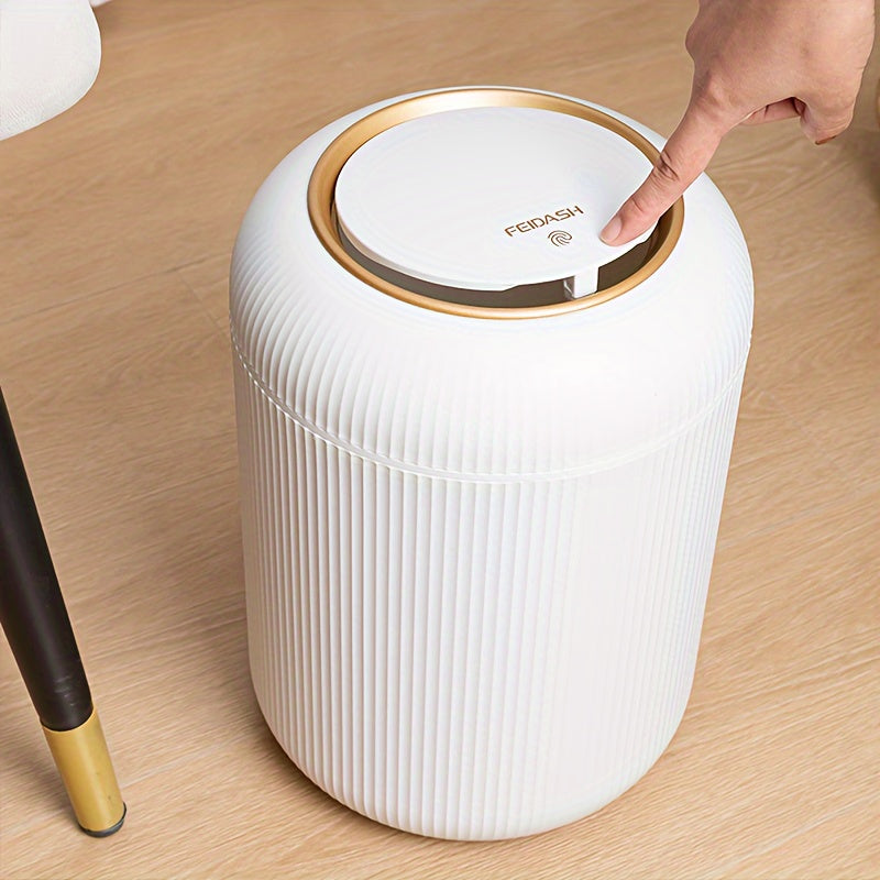 Large Capacity White and Gold Plastic Trash Can with Lid and Round Design