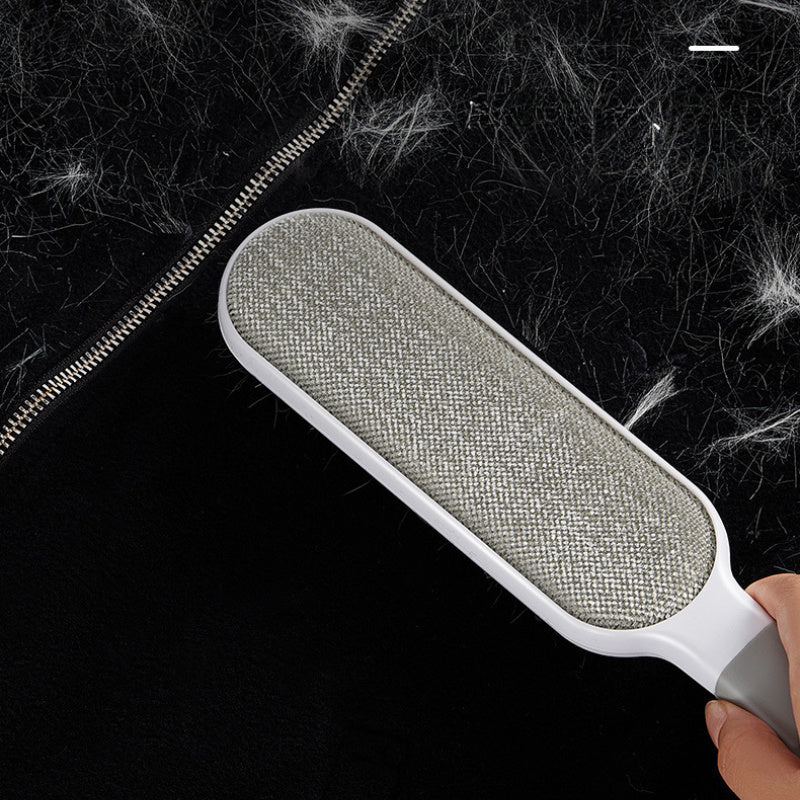 "Uzoq tutqichli ikki tomonlama qayta ishlatiladigan to'kma cho'tka, qo'lda elektrostatik uy hayvonlari sochlarini olib tashlash vositasi - gilamlar, itlar, mushuklar, kiyimlar, divanlar, mebellar, yotoq to'saklari uchun - tozalash vositasi"