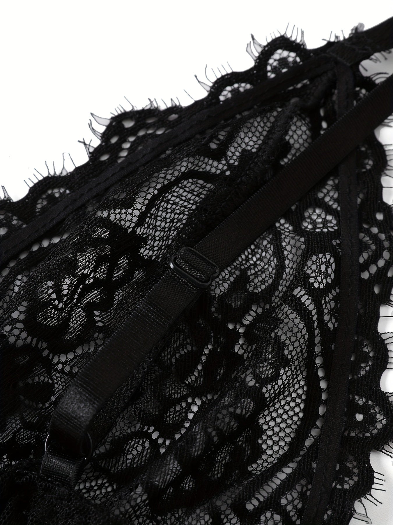 Женская ночная сорочка из кружева с сетчатой подкладкой в горошек и кружевными деталями, милое ночное платье-бэбидол с бантом, изготовлено из трикотажной ткани 95% полиэстера и 5% эластана, без чашечек, легкая взрослая ночная одежда - 40 г/м².