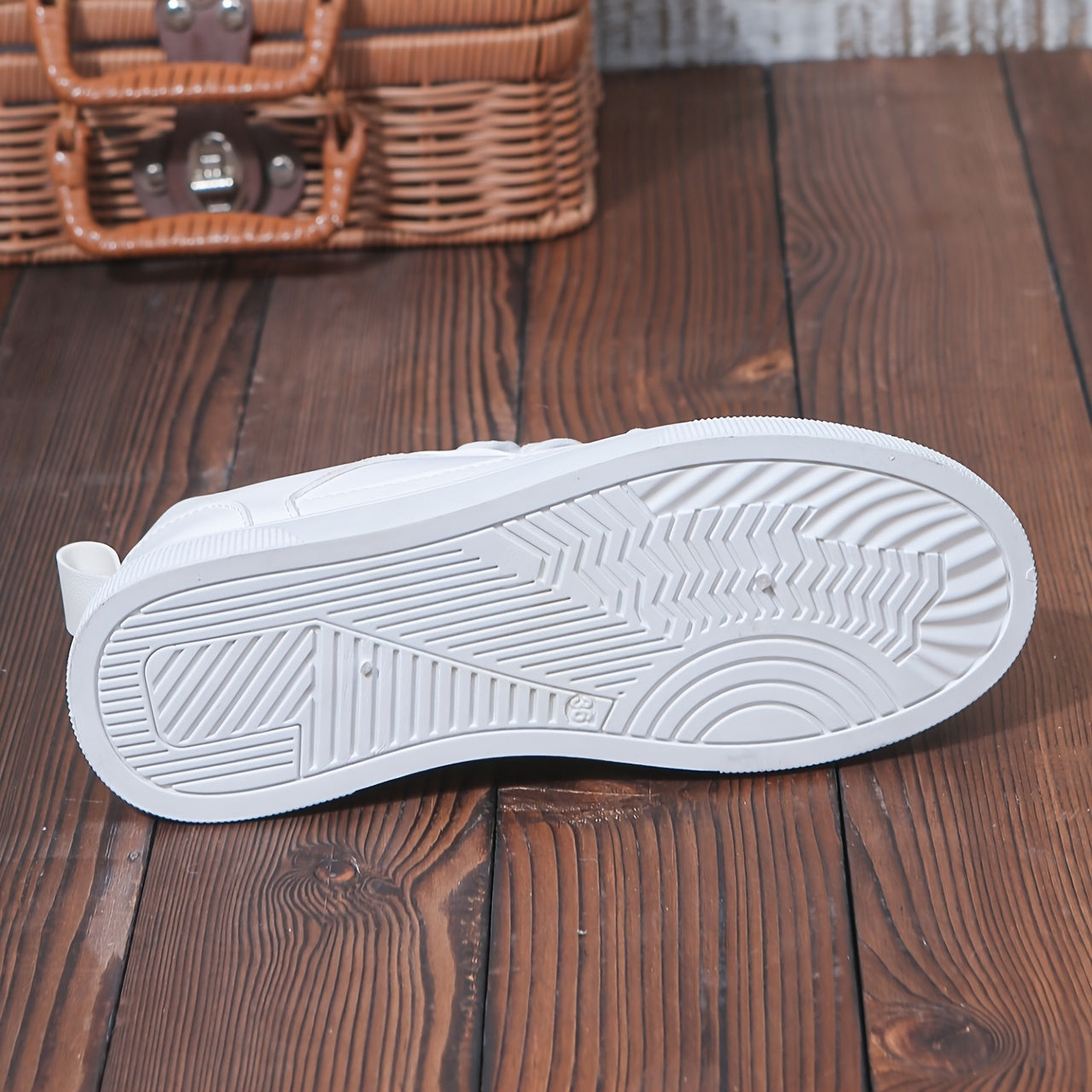 Girls White Casual Sneakers with Non-Slip Rubber Sole and Breathable Fabric Lining