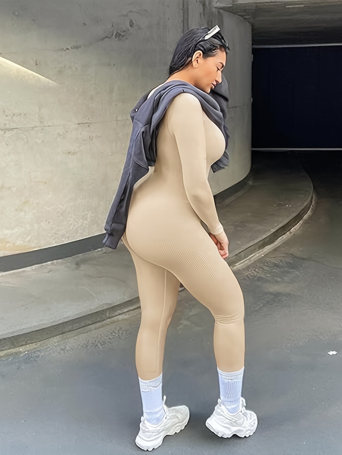 Plus Size Women's Tummy Control Seamless Yoga Bodysuit Long Sleeve Shapewear