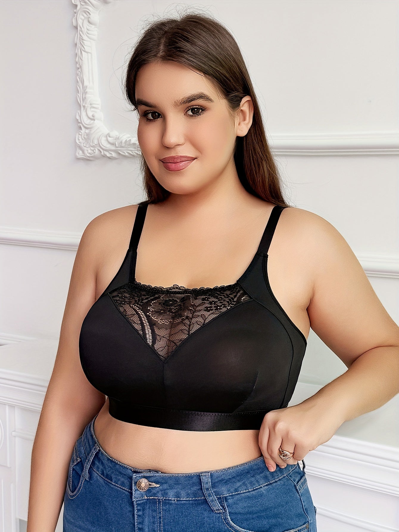 Plus Size Women's Contrast Lace Non Padded Full Coverage Bralette