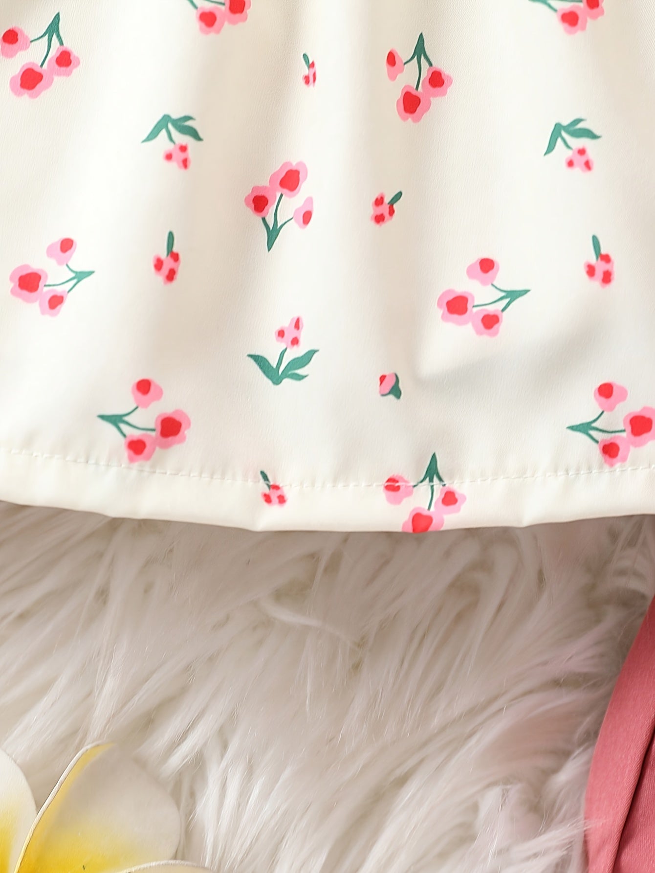 Костюм для малышки с цветочной блузкой и розовыми джоггерами для весны и осени