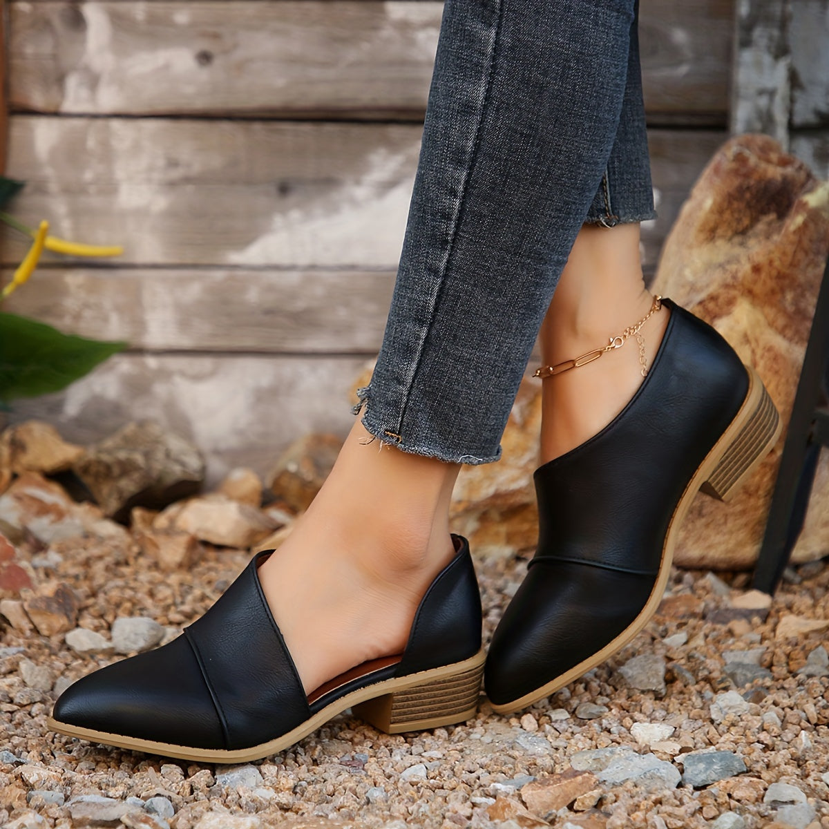 Women's Side Cut-Out Ankle Boots Slip-On Chunky Low Heeled Shoes