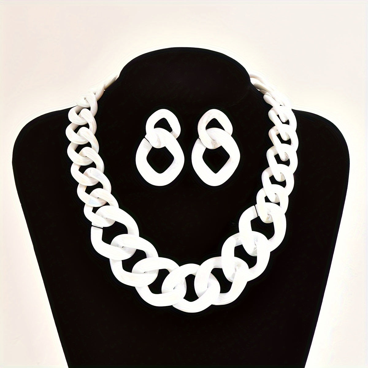 Women's Jewelry Set Acrylic Geometric Necklace and Earrings in Jelly Colors