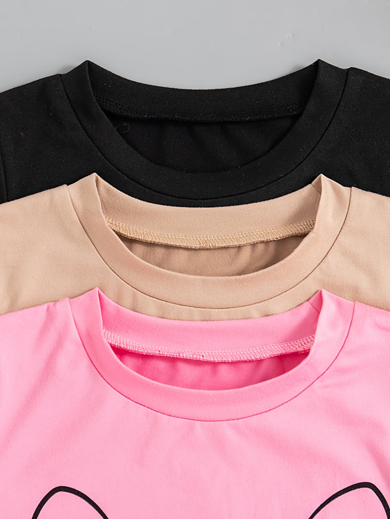 Qizlar uchun 3-qismli Multfilm Mushuk Print To'plami: T-shirtlar + Shortlar yoz uchun