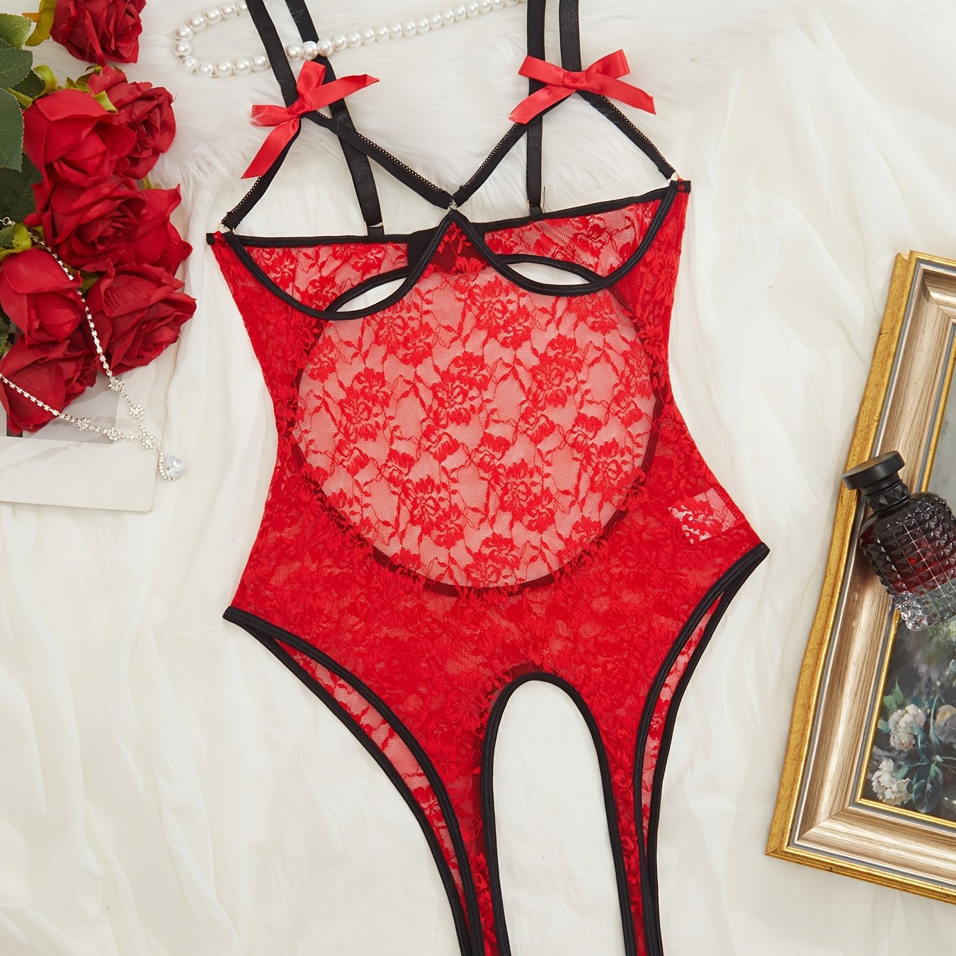 Body de mujer negro ajustado con tela elástica