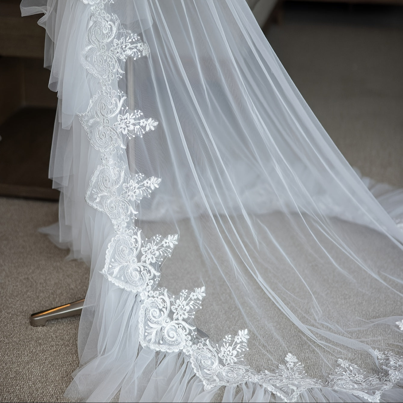 Vestido de novia de encaje con cola de pez, vestido de novia romántico para el gran día