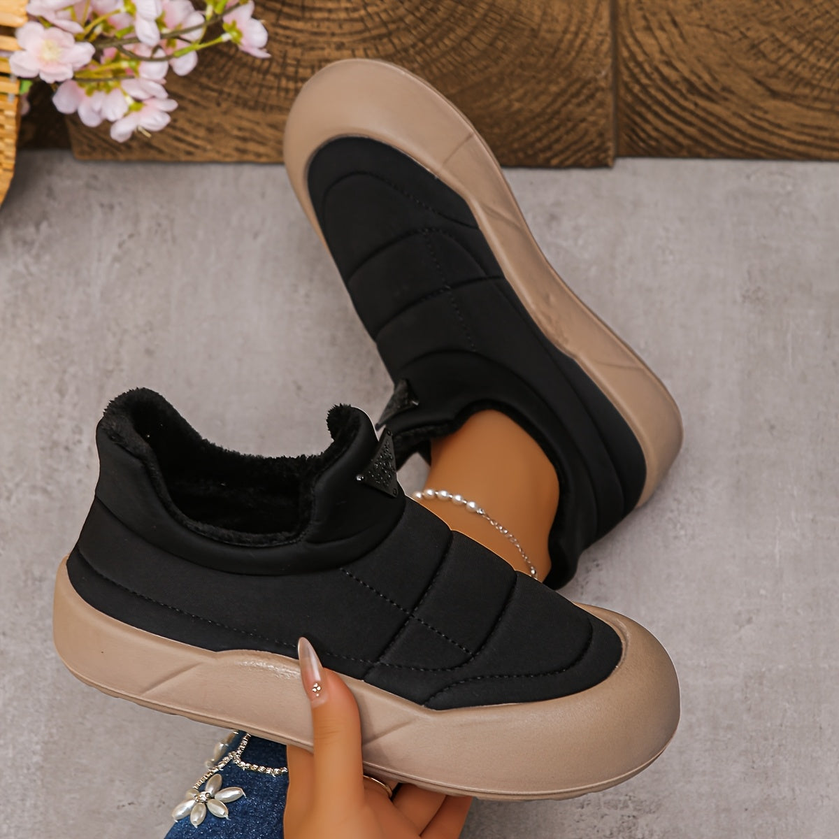 Women's Winter Shoes Fleece Lined Non-Slip Durable Waterproof Black/Brown