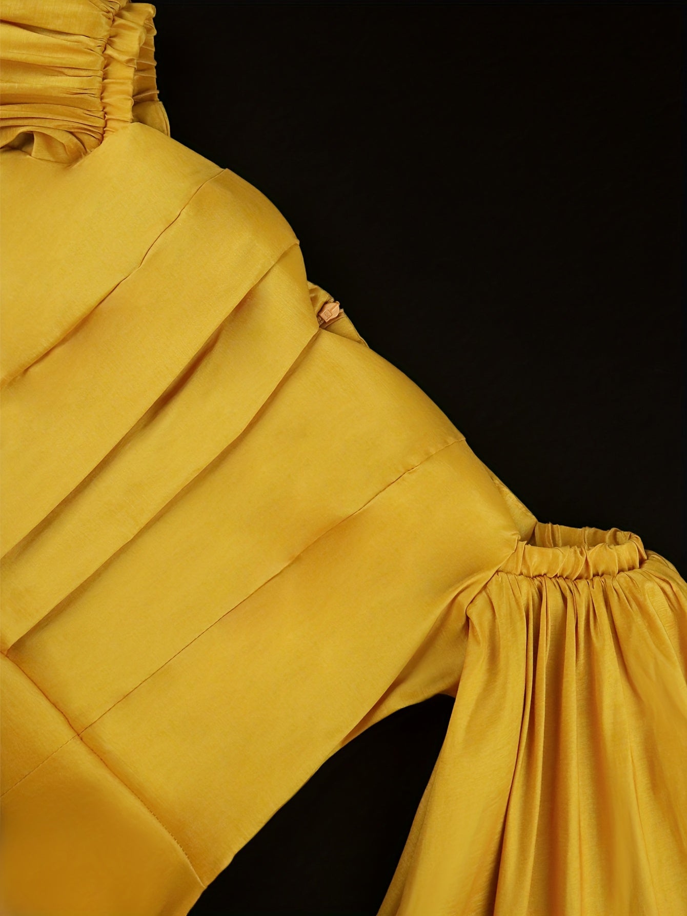 Ladies Fitted Bodycon Off-Shoulder Evening Gown for Parties Stylish Black