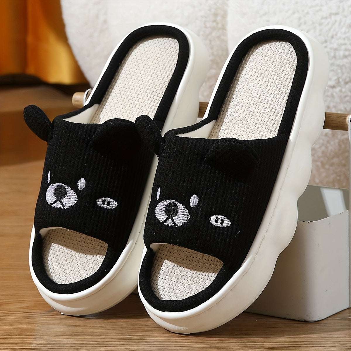 Women's Cartoon Puppy Slip-On Slippers Breathable Non-Slip Indoor Summer