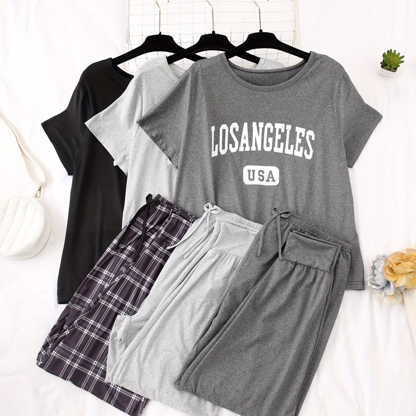 Conjunto de pijama casual de otoño para mujer con patrón de alfabeto y diseño en bloques de color, poliéster tricot con elastano, camiseta de manga corta y pantalones largos