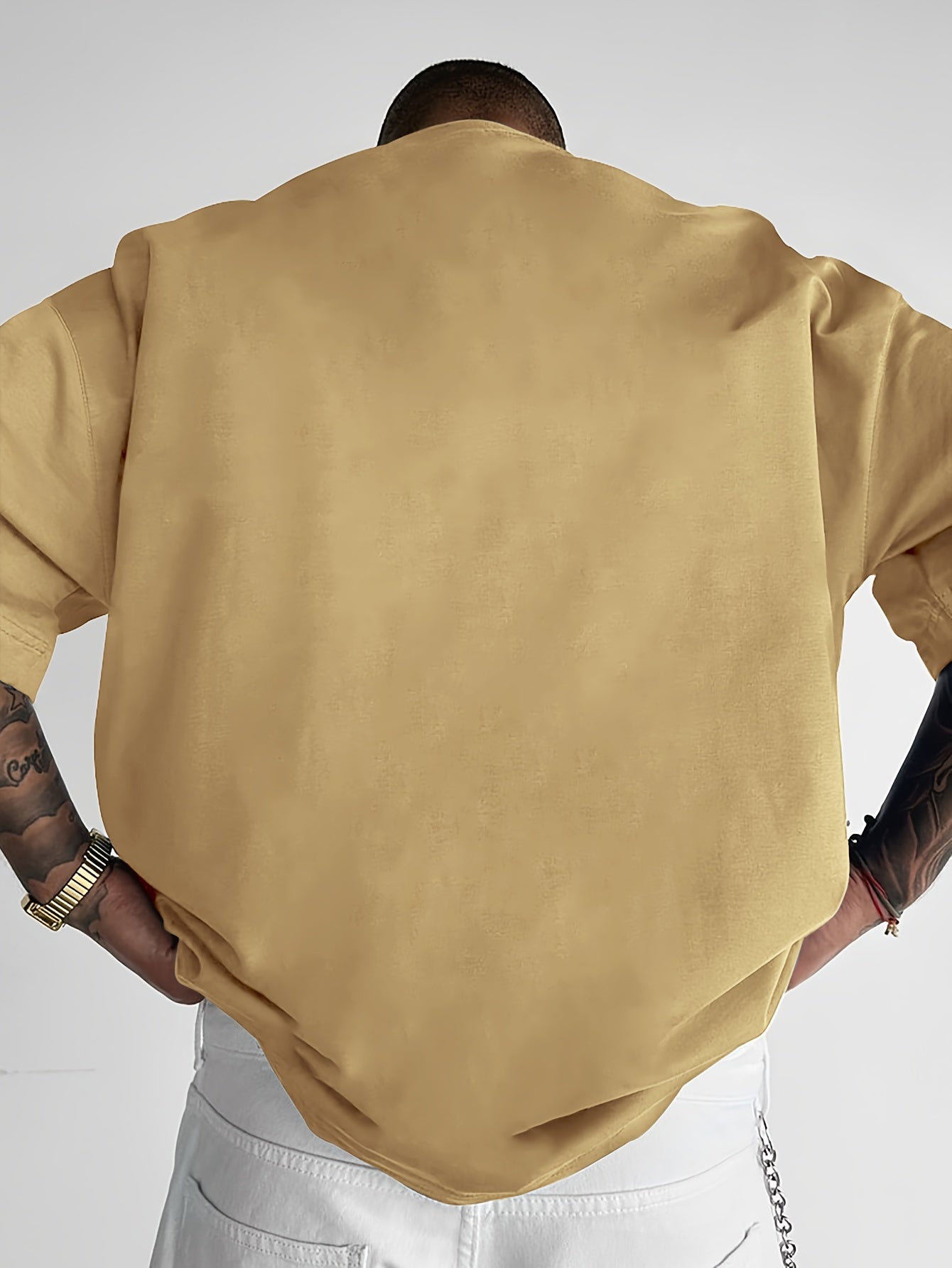 Erkaklar uchun Boston shahar shiori T-koftasi: Boston shahar printi bilan tasodifiy keng kesimdagi T-kofta, 100% polyesterdan tayyorlangan, yozgi kiyim uchun ozgina cho'ziluvchan va 180g mato og'irligiga ega.