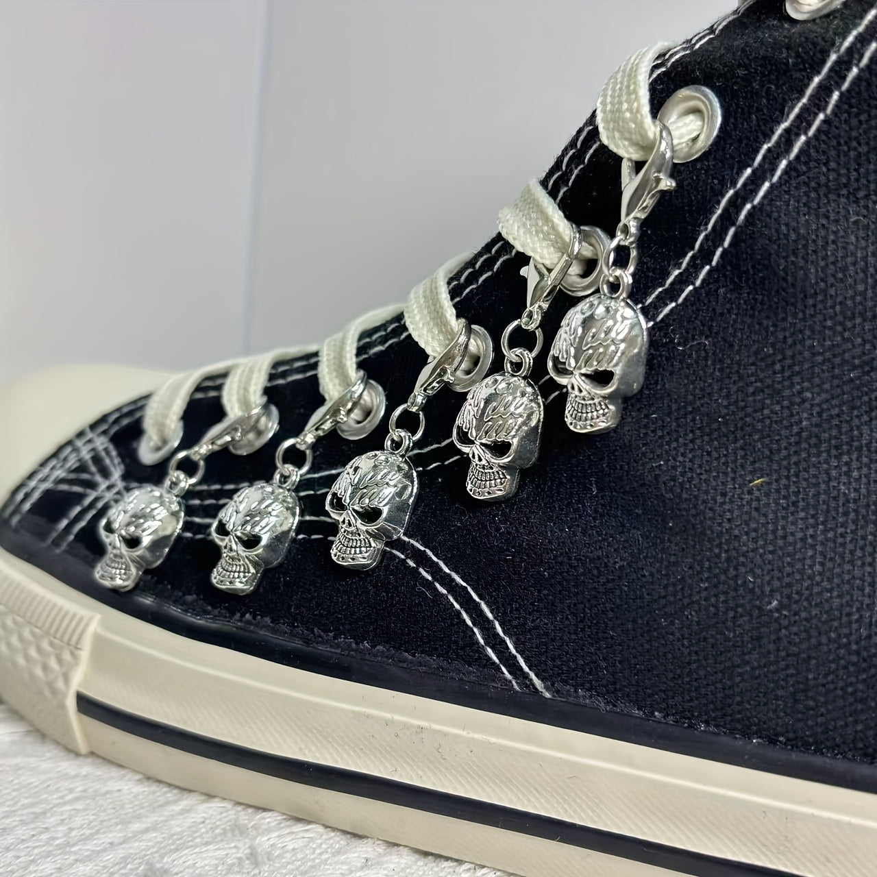 Unisex Zinc Alloy Skull Shoe Charms for Sneakers and Canvas Shoes