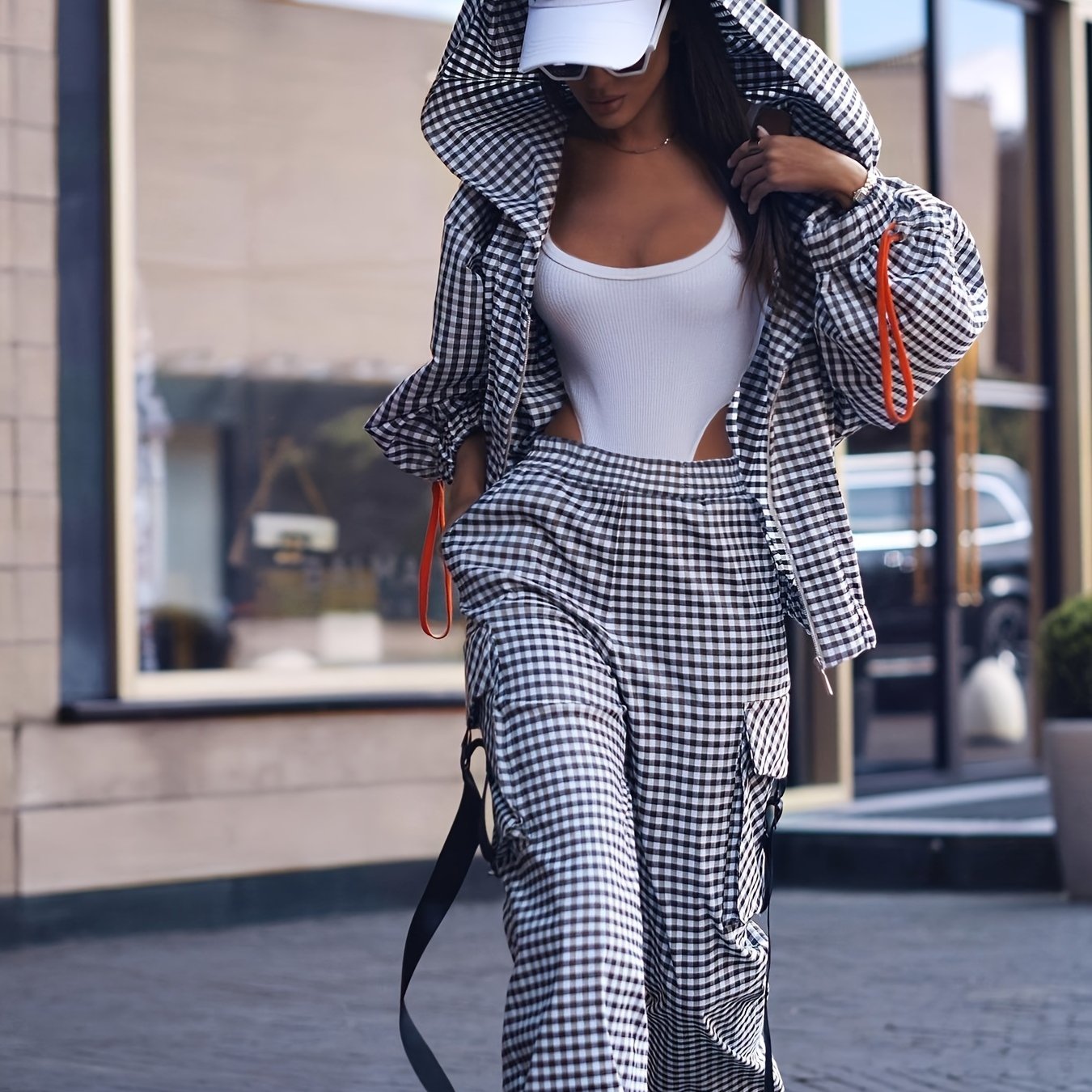 Women's Gingham Pantsuit with Lapel Collar and Zipper Details for Fall Winter