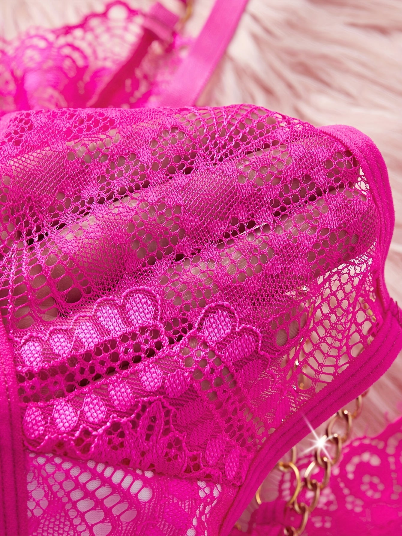 Women's Floral Lace Lingerie Set with Chain Details