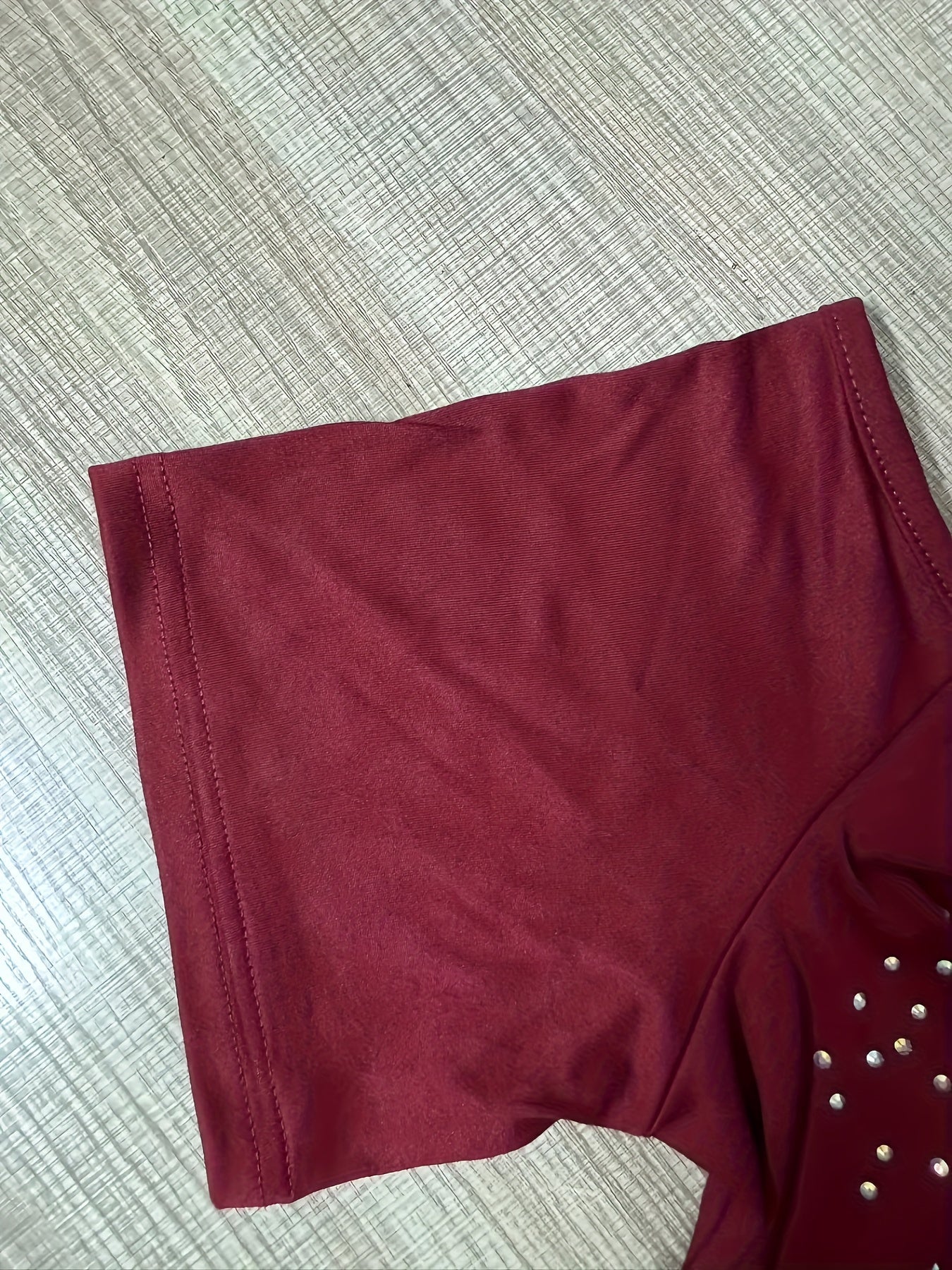 Top para mujer de talla grande con pedrería brillante y adornos de pedrería