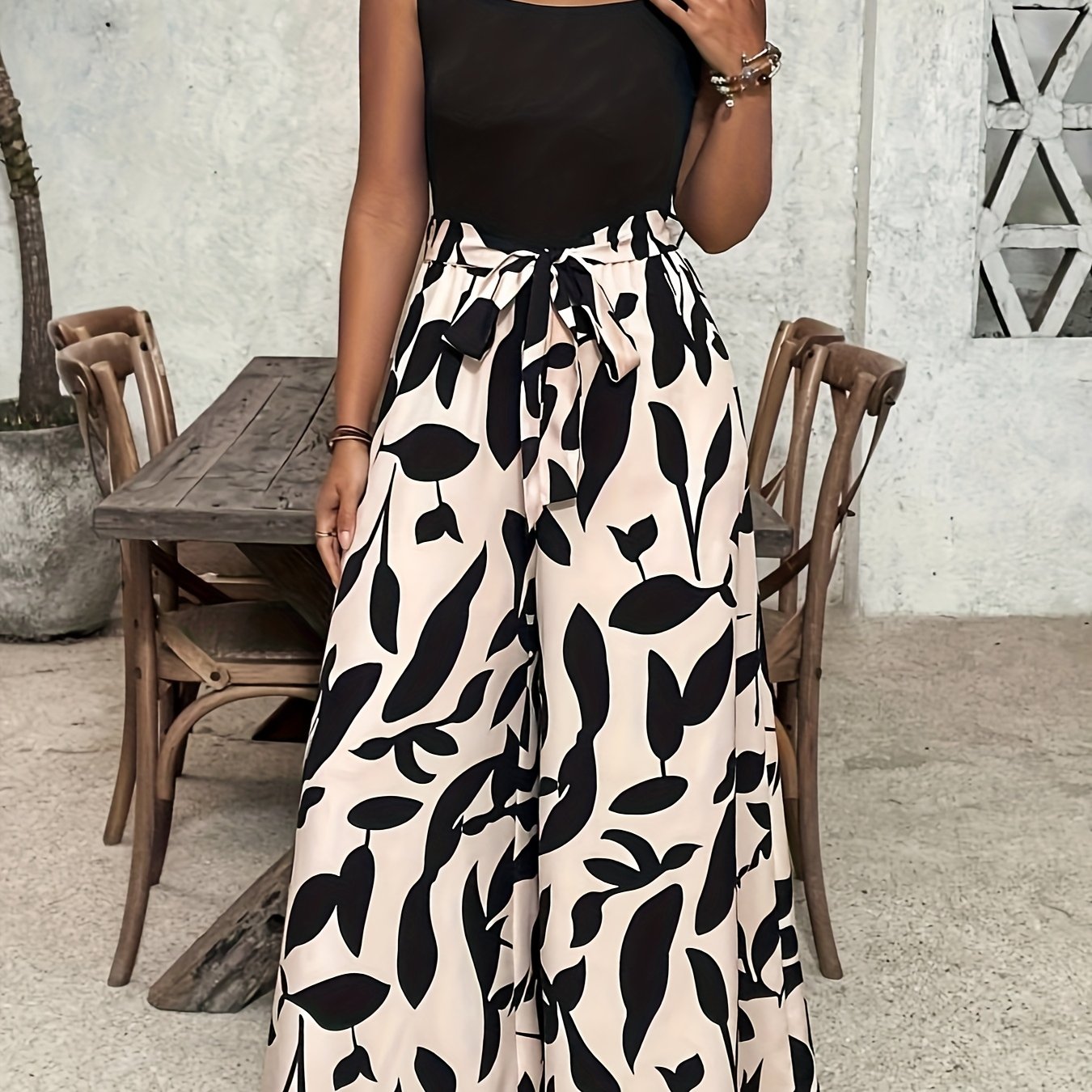 Plus Size Women's Floral Print Sleeveless Jumpsuit Loose Fit Wide Leg Ootfit