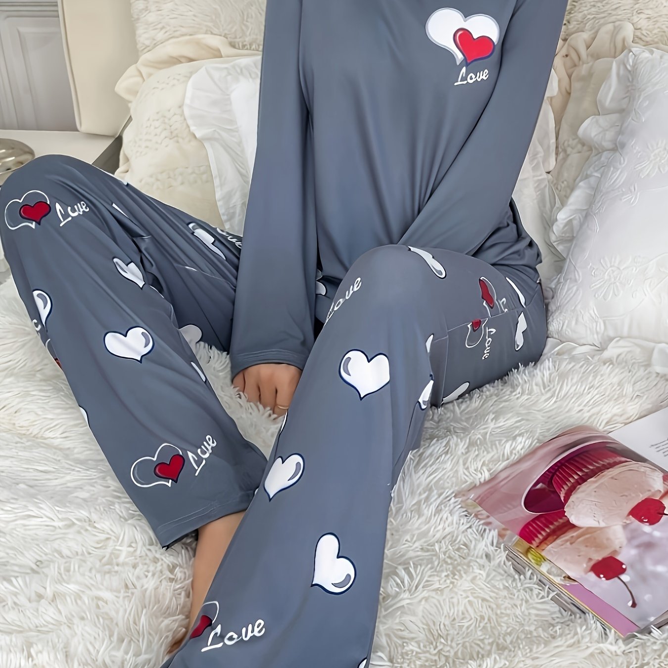 Women's Heart Print Pajama Set Long Sleeve Crew Neck Top Elastic Waist Pants Fall Winter Polyester Blend