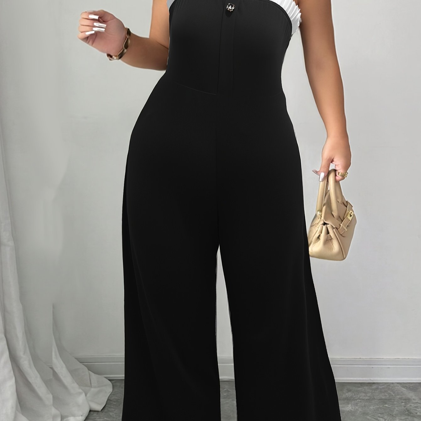 Women's Lace Trim Wide-Leg Jumpsuit with Contrast Colors and Cinched Waist