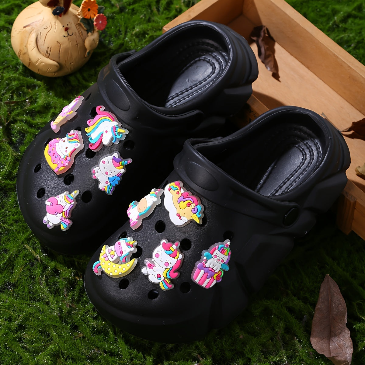 Children's Cartoon Clogs with Breathable EVA Sole and Insole All-Season Comfort for Ages 14 and Under