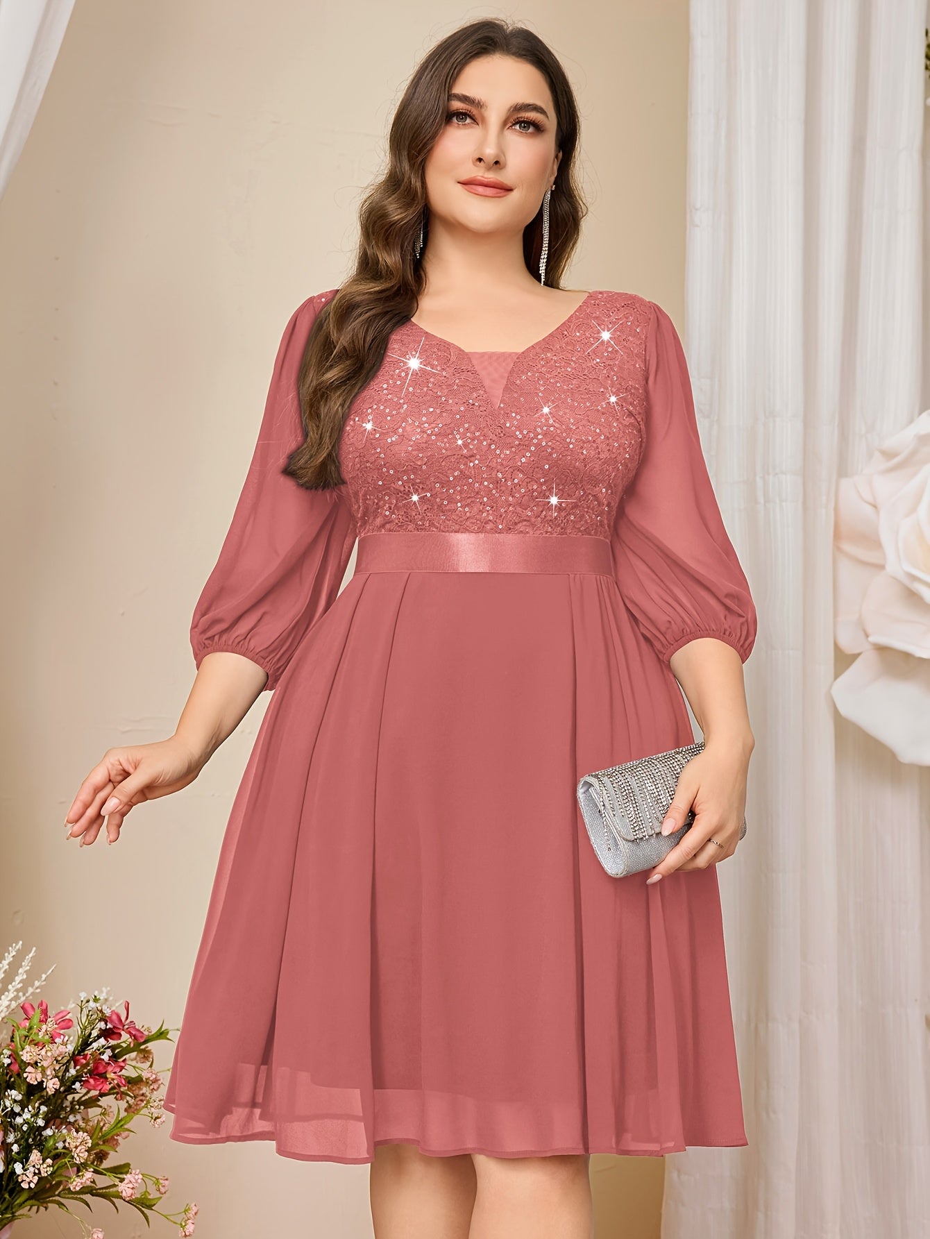 Vestido de mujer de talla grande con mangas farol y detalles de lentejuelas en escote en V