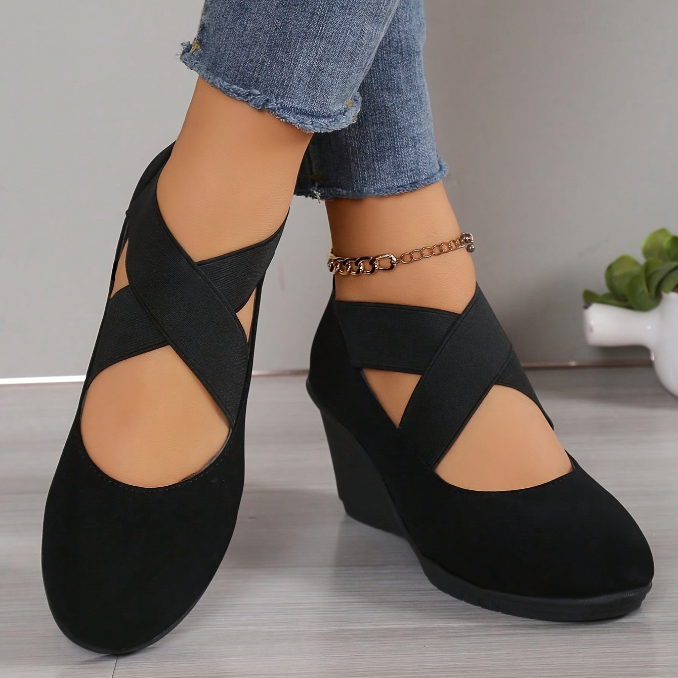Women's Solid Color Trendy Pumps with Elastic Crisscross Bands and Wedge Sole
