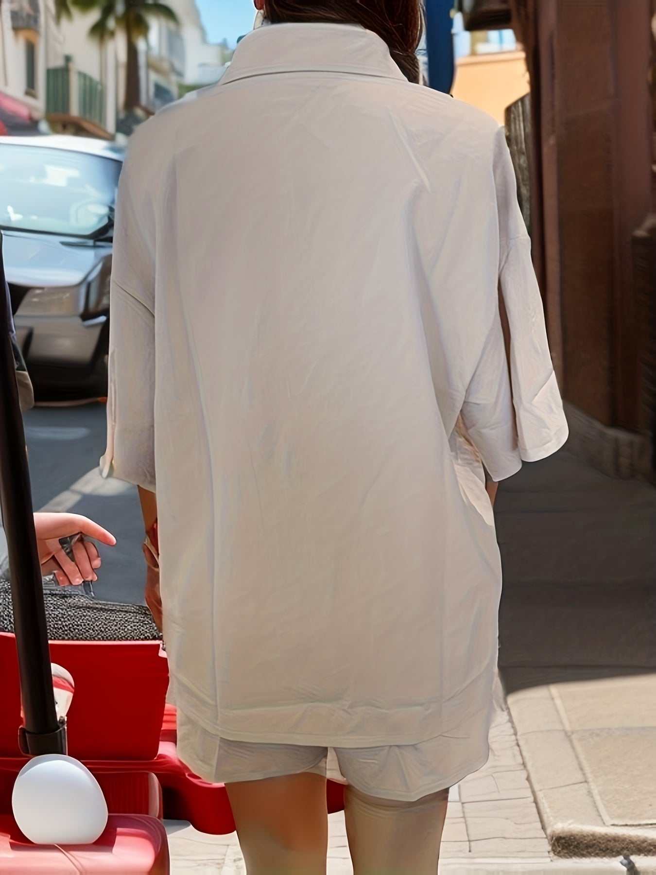 Qulay Ikki Qismli To'plam: Tugmachali Uzoq Yengli T-Shirt va Elastik Belli Shortlar, Ayollar Uchun Uxlash va Dam Olish Kiymlari