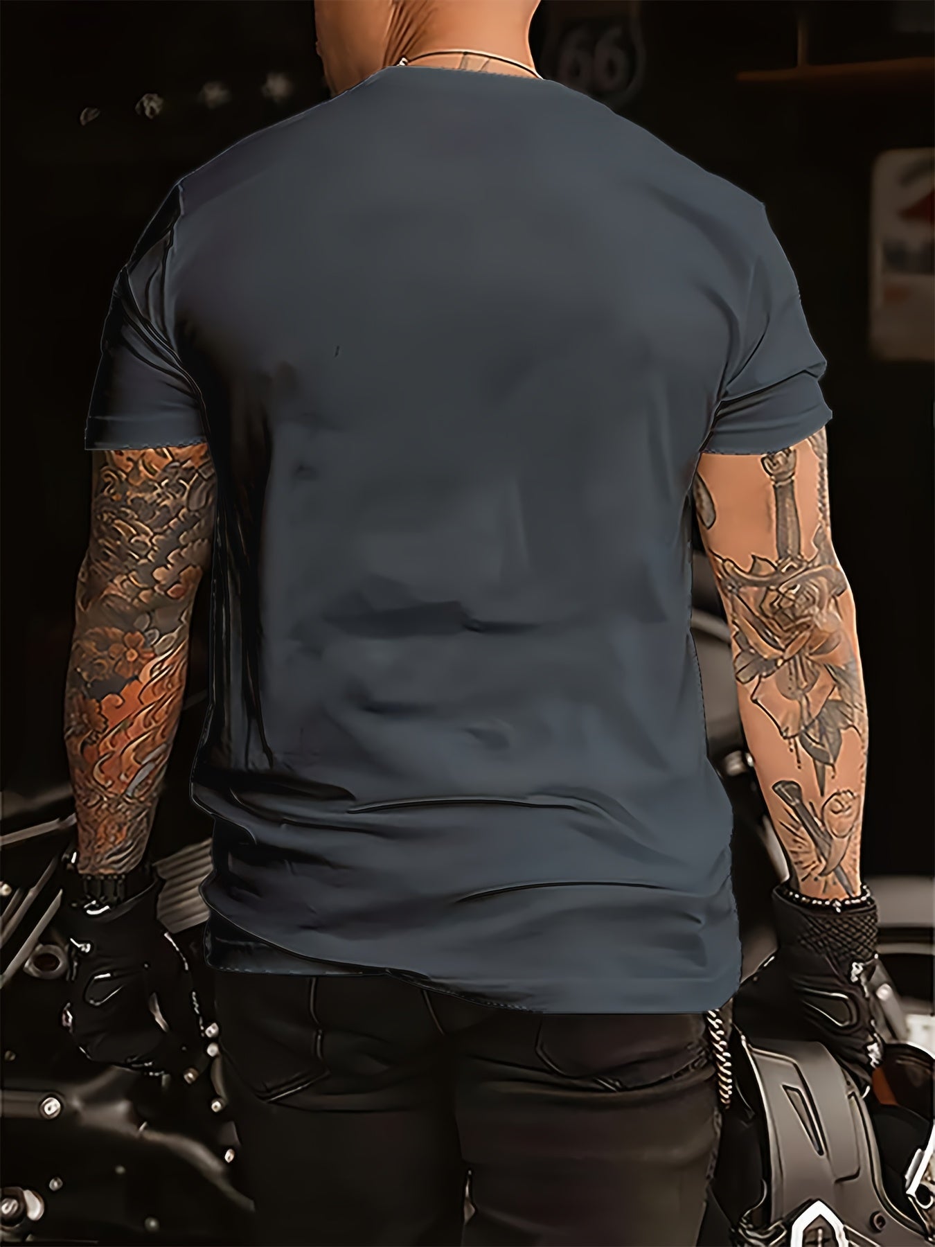 Erkaklar uchun nafas oladigan polyester futbolka, noyob 3D bosma dizayni bilan. Mashinada yuvish mumkin va chidamli. Tasodifiy kiyimlar uchun ideal.