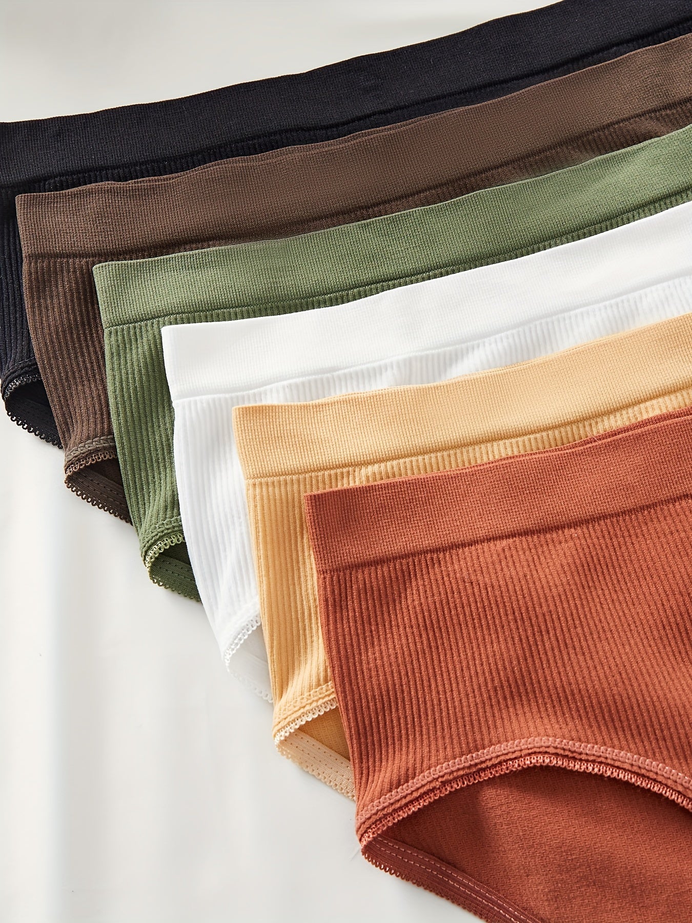 Seamless Lingerie Set for Women with Breathable Fabric and Comfortable Fit (6 Pack)