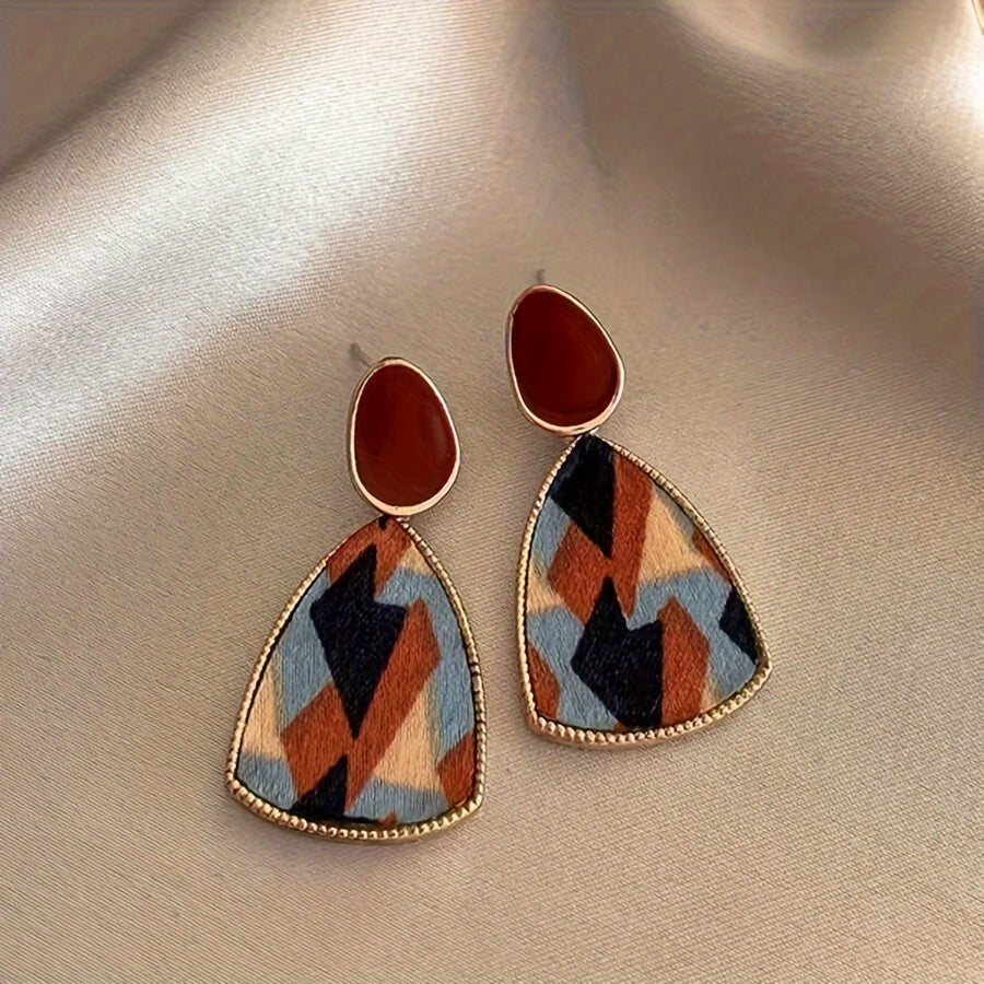 5 ta Vintage Elegant Alloy quloq stud marjonlari to'plami, 925 Sterling Silver quloq ignasi, UV qoplama va soxta marvarid tafsilotlari bilan, kundalik kiyish yoki maxsus tadbirlar uchun mukammal, ideal Sevishganlar kuni sovg'asi.